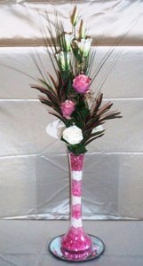 Tablearrangements/pinkcandystripevase1.JPG